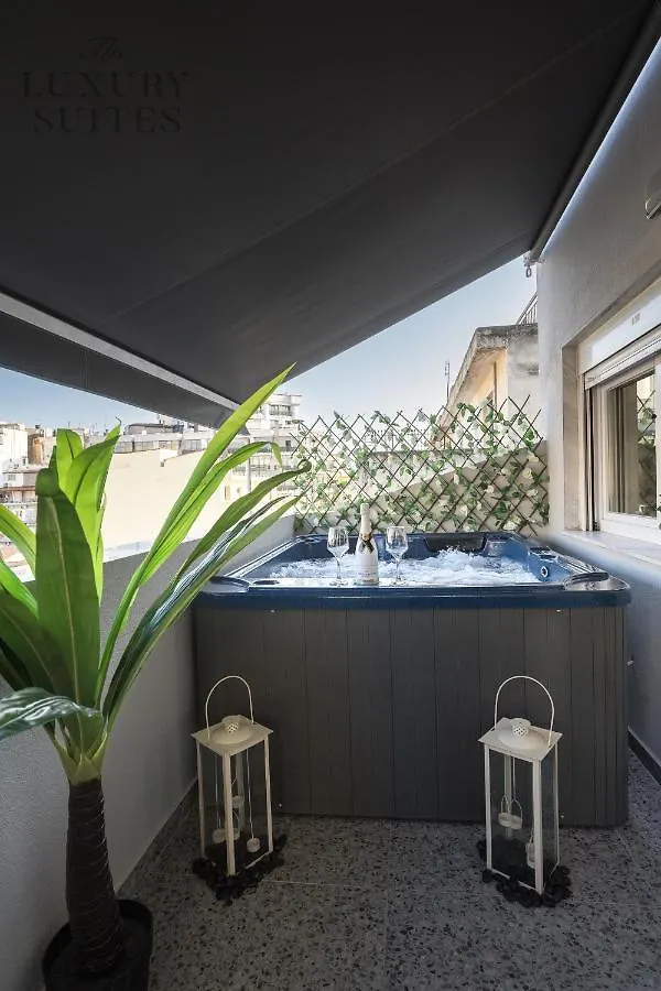 Nephele Jacuzzi Suites, The Luxury Suites Szaloniki Apartman